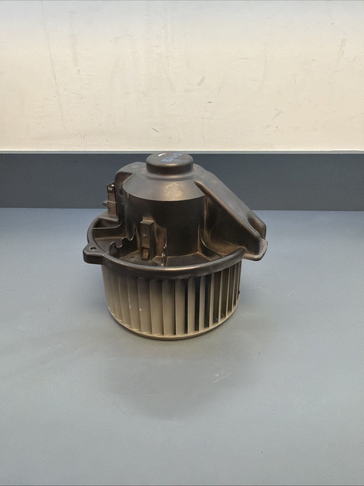 BMW Z4 Series E85 E86 Heater Fan Blower Unit Motor Fan 6926239