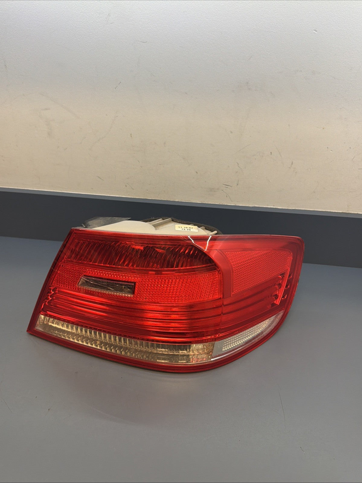 07-10 BMW E92 328i 335i M3 PRE LCI Right Side Outer Tail Light Taillight 7174404