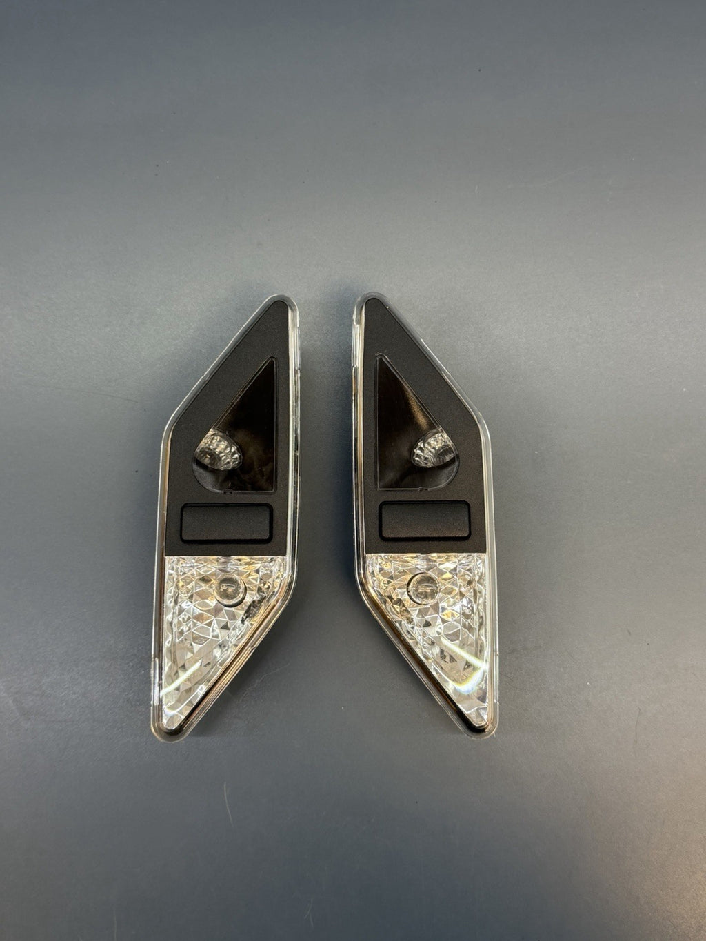 99-05 BMW 3 SERIES E46 INTERIOR RIGHT &LEFT READING LIGHT 8375585 PAIR