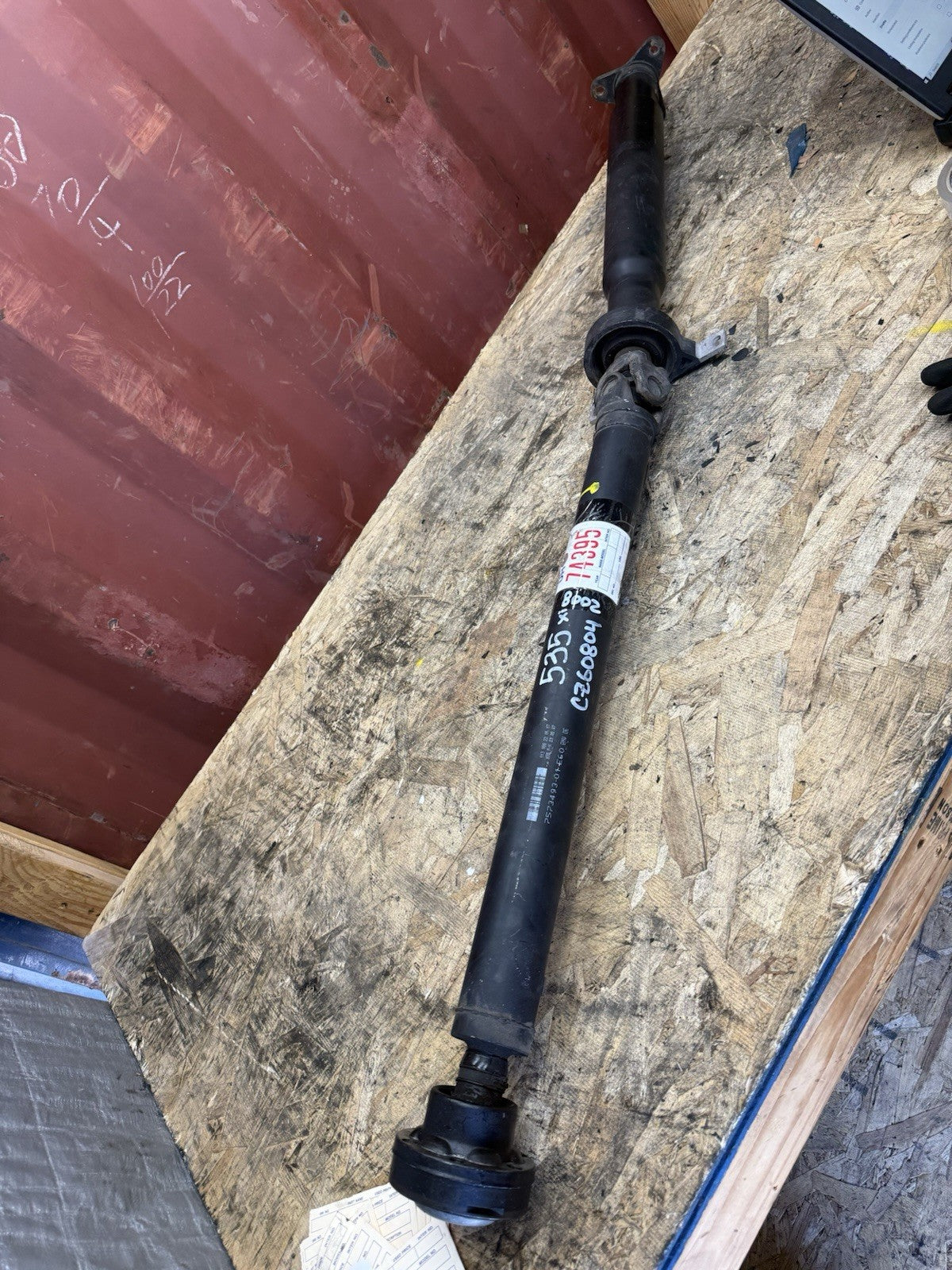 OEM BMW REAR DRIVESHAFT FITS AUTOMATIC 04-10 E60 E61 525 528 530 535 7573493