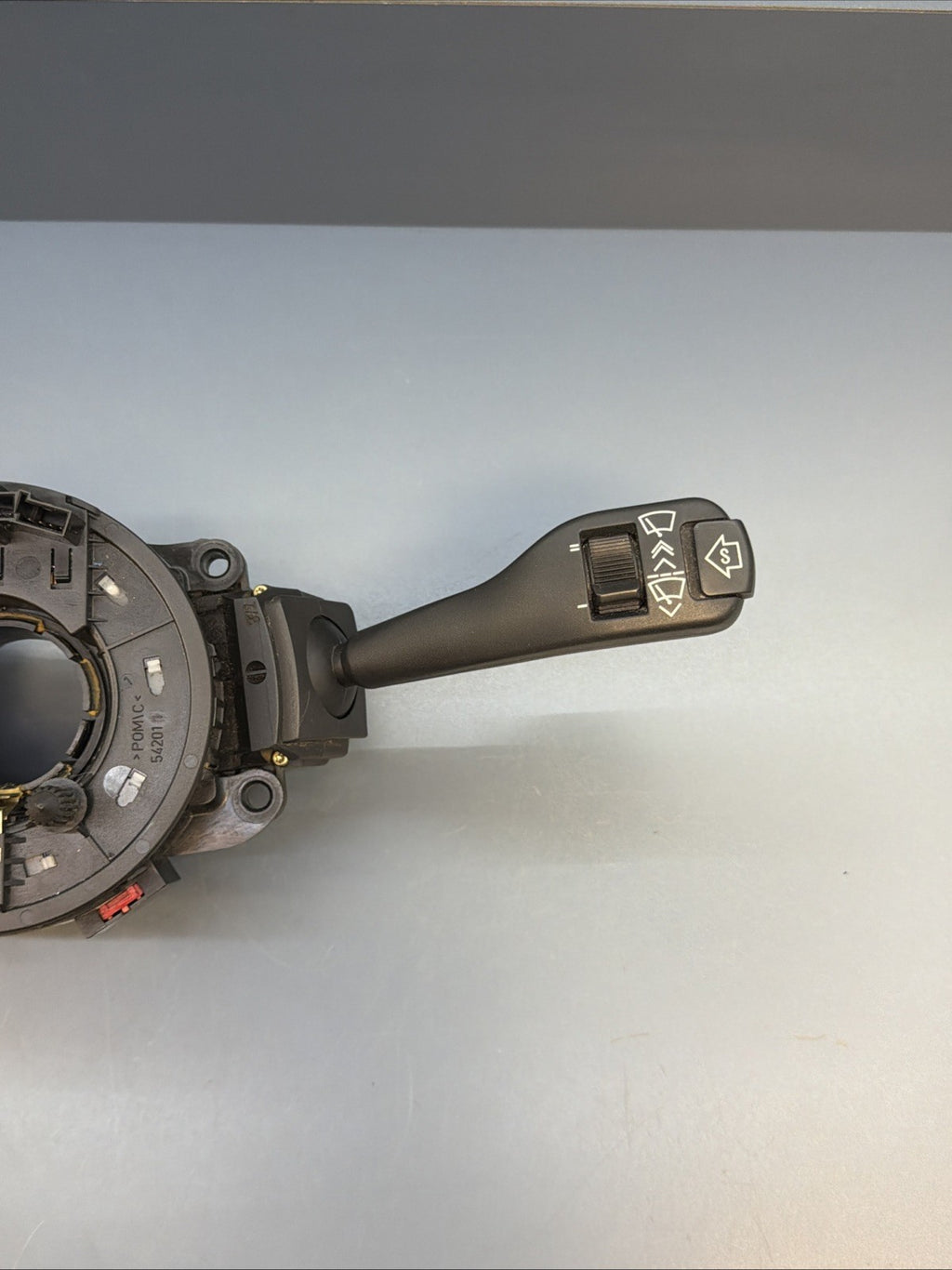 95–03 BMW E39 5/7 Series Steering Column Clock Spring Switch Assembly 8375396
