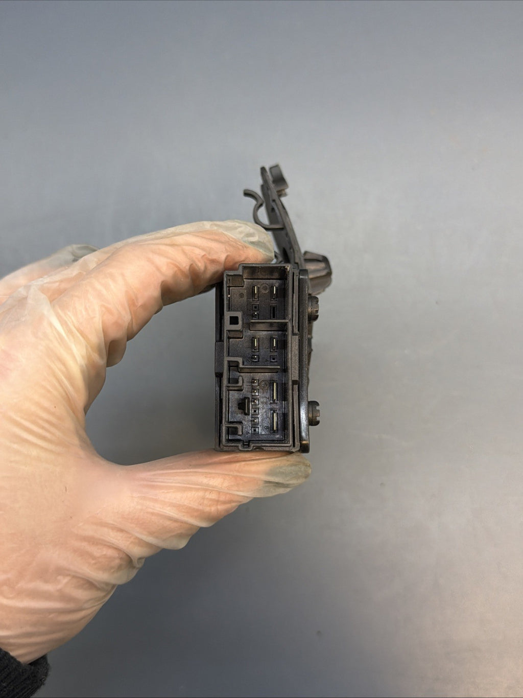 12-18 BMW 320i 328i 335i F30 FRONT OR REAR HEATED SEAT CONTROL MODULE 9216468
