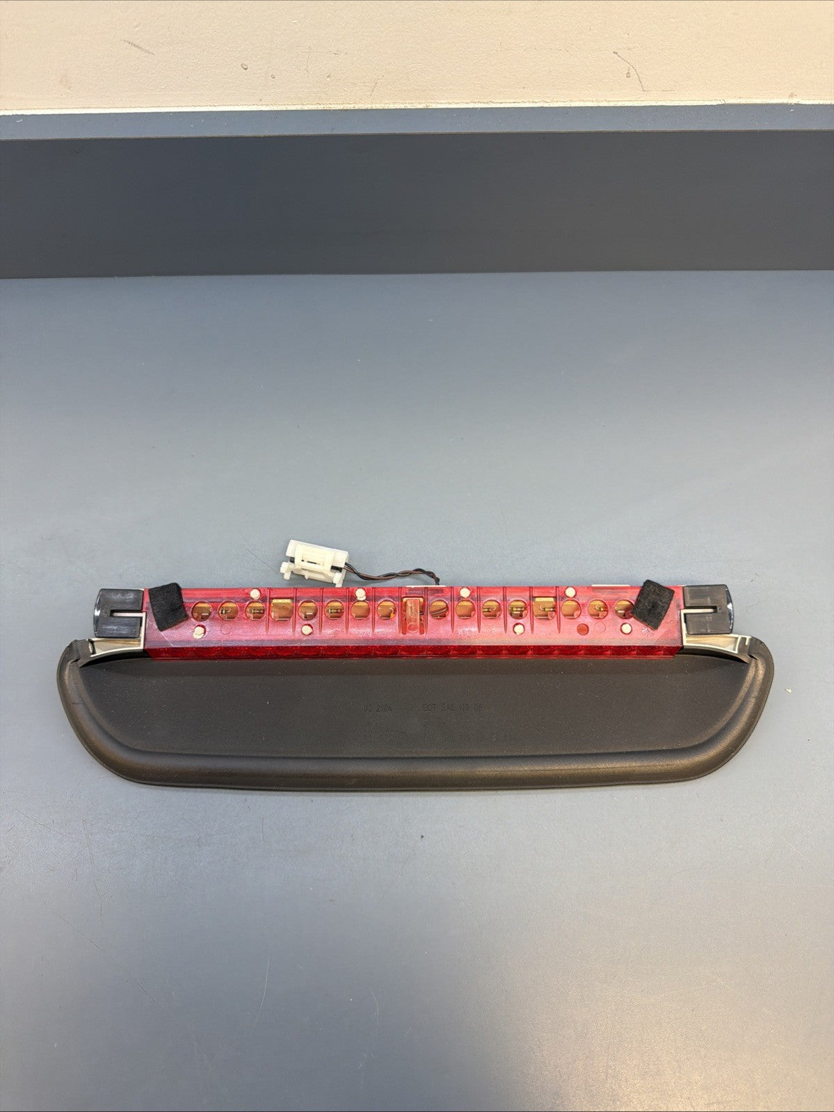 07-13 BMW 335I 328I E92 COUPE REAR 3RD THIRD TAIL BRAKE STOP LIGHT LAMP 7174628