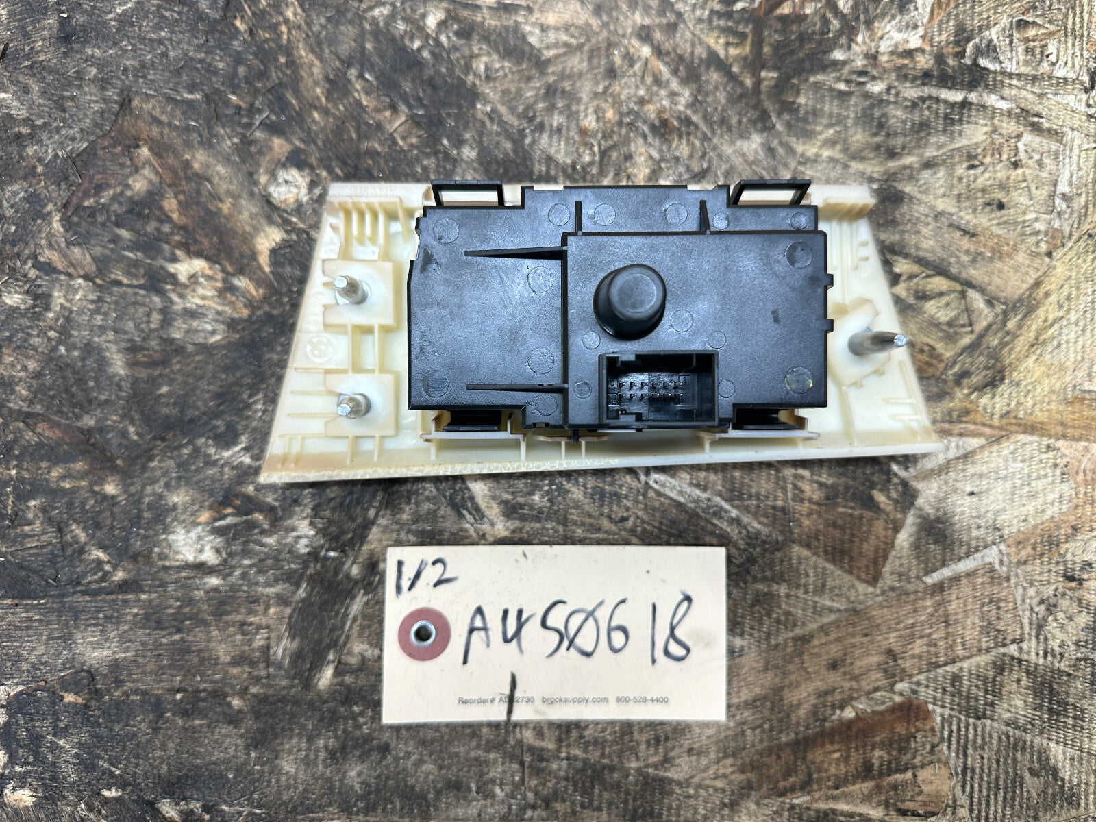 BMW 06-12 E90 HEADLIGHT FOG LIGHT CONTROL SWITCHES W TAN TRIM OEM 9169398