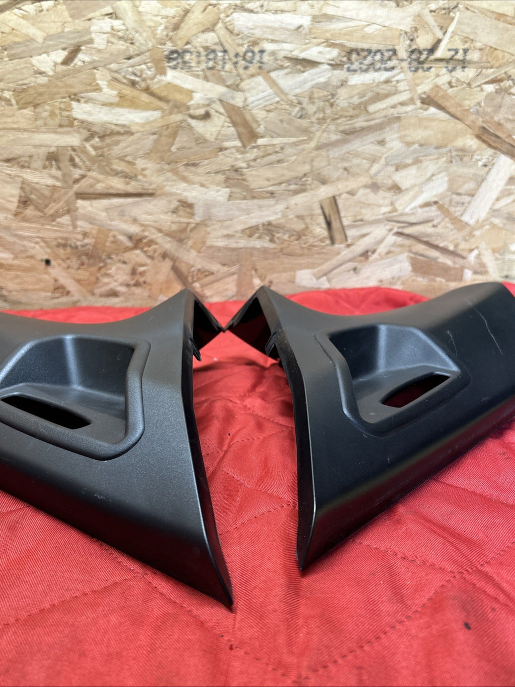 07-13 BMW X5 E70 Rear D Pillar Upper Trim Cover Pair OEM 7141497 7141498 BLACK
