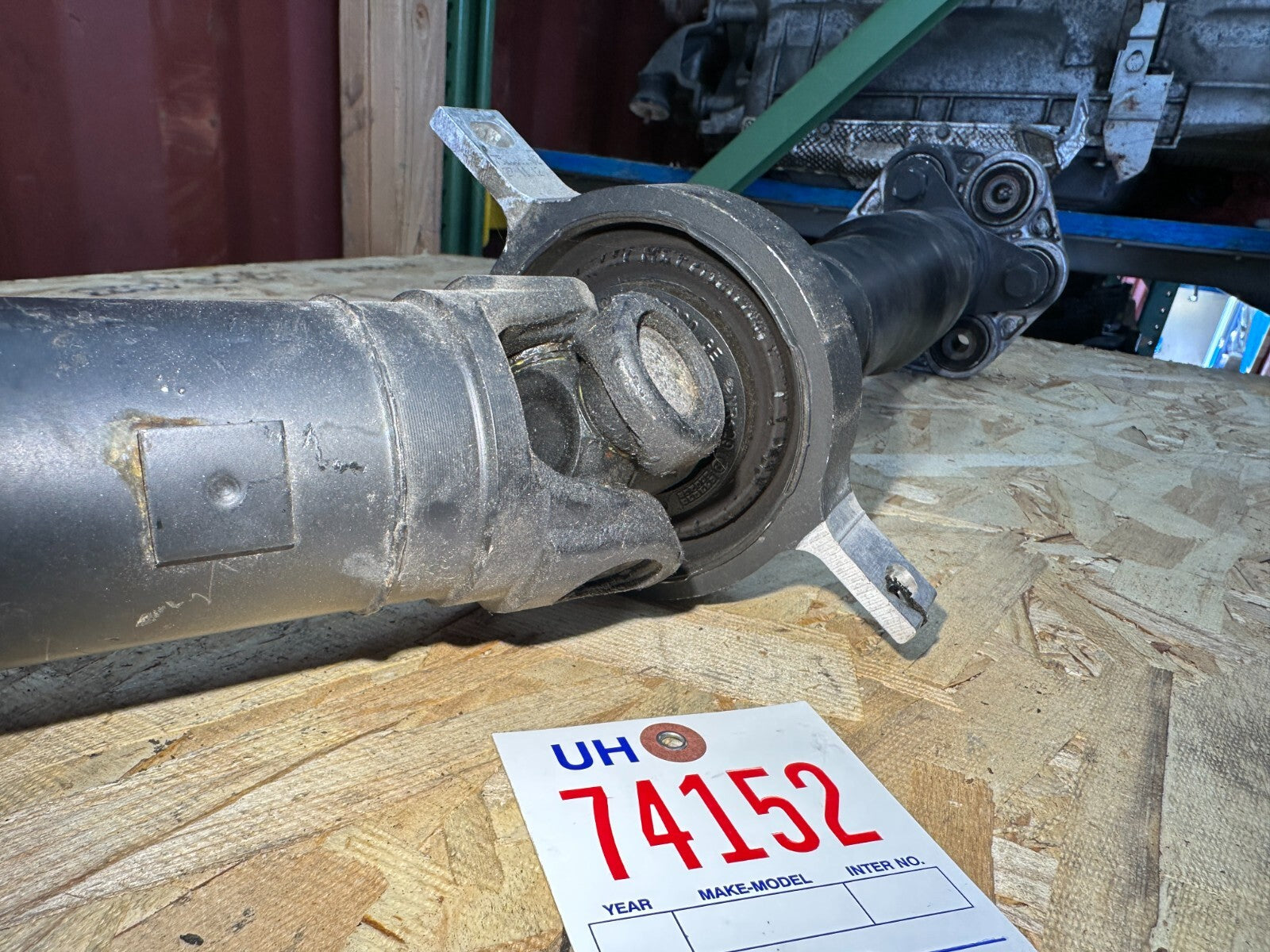 OEM BMW REAR DRIVESHAFT FITS AUTO 11-19 F3X 318 320 328 420 7600185