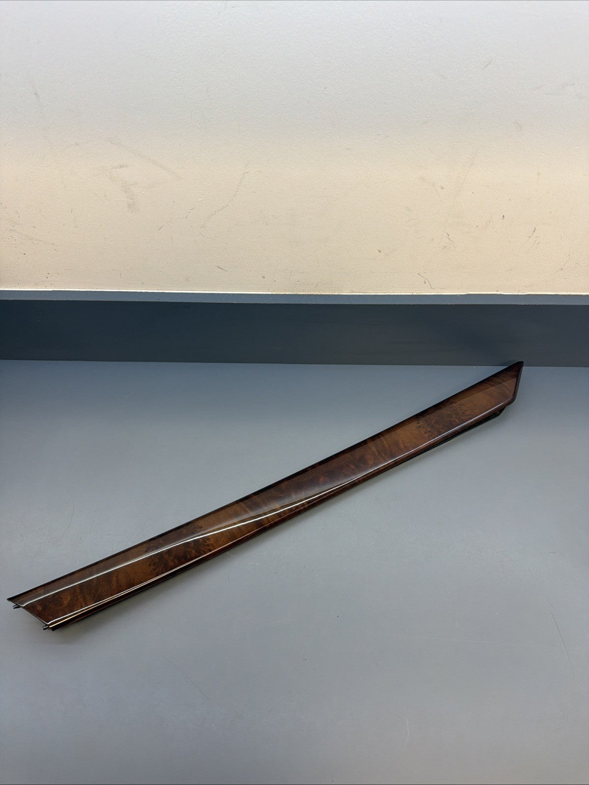 99-06 BMW E46 SEDAN REAR RIGHT Interior Door Panel Trim Moulding OEM 8200754