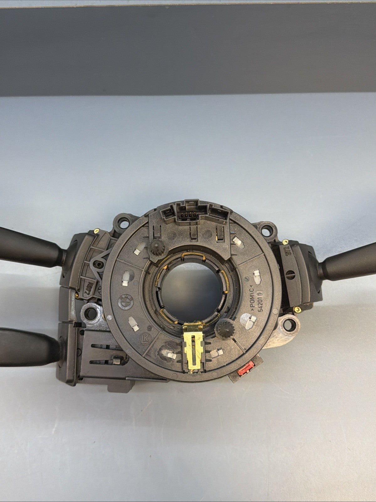 95–03 BMW E39 5/7 Series Steering Column Clock Spring Switch Assembly 8375396