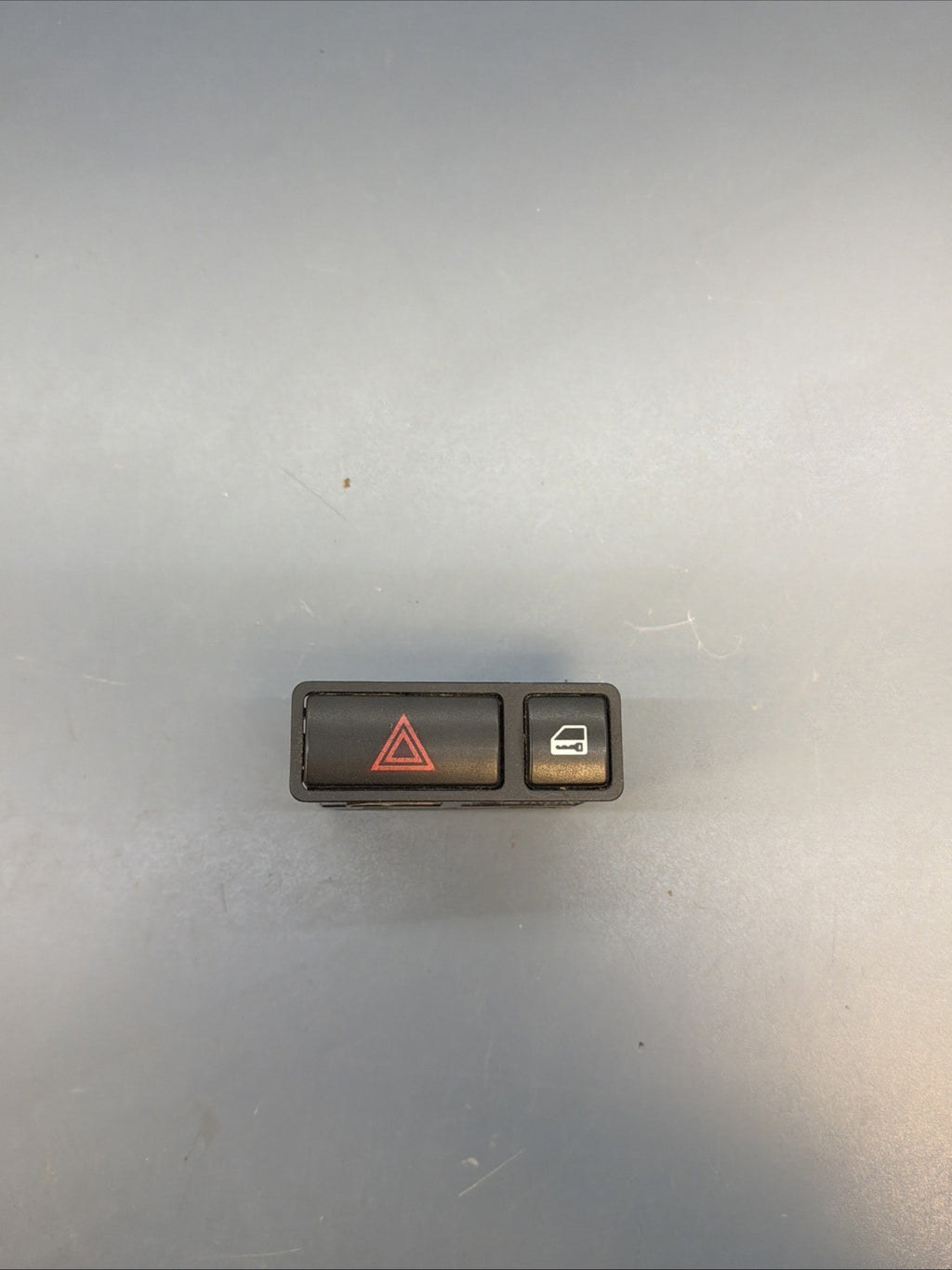 2000-2006 BMW E53 X5 E46 3 Series Hazard Locking Switch OEM 8368920