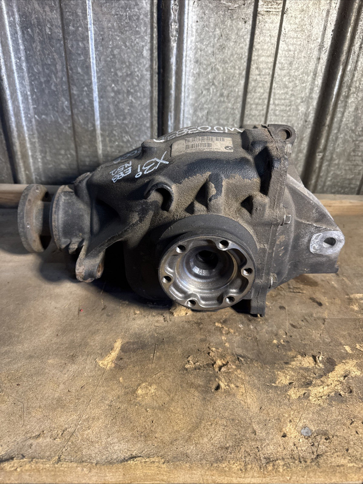 BMW REAR DIFFERENTIAL E83 SERIES X3i AUTOMATIC FINAL DRIVE 4.44 7567993