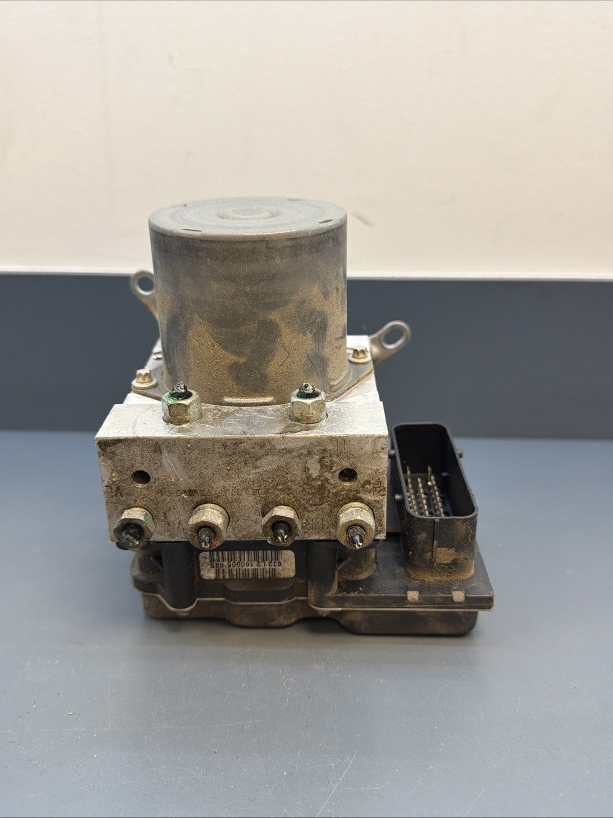 06 07 08 09 10 11 BMW 325XI 330XI ANTILOCK BRAKE ABS PUMP 6775180