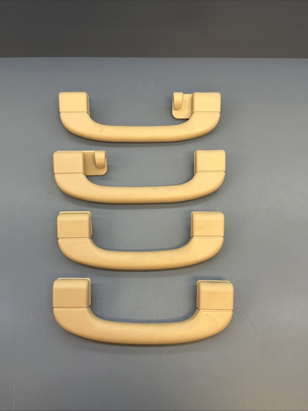 04-10 BMW E60 Roof Grab Assist Handle Set Left Right Front Rear 7033659 BEIGE