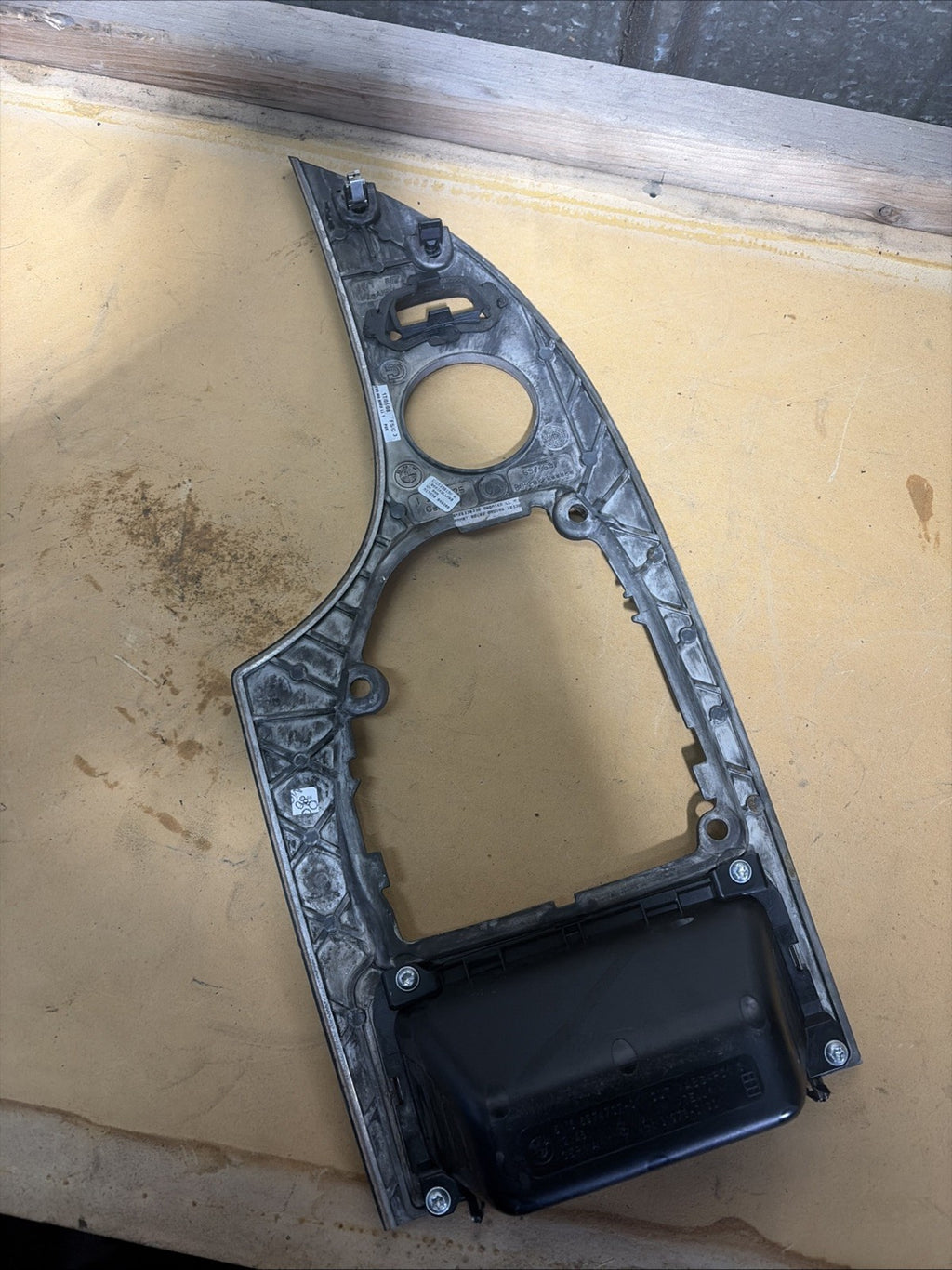 08-10 BMW 525i 528i 530i 535i Front Center Console Shifter Trim Cover 6974697