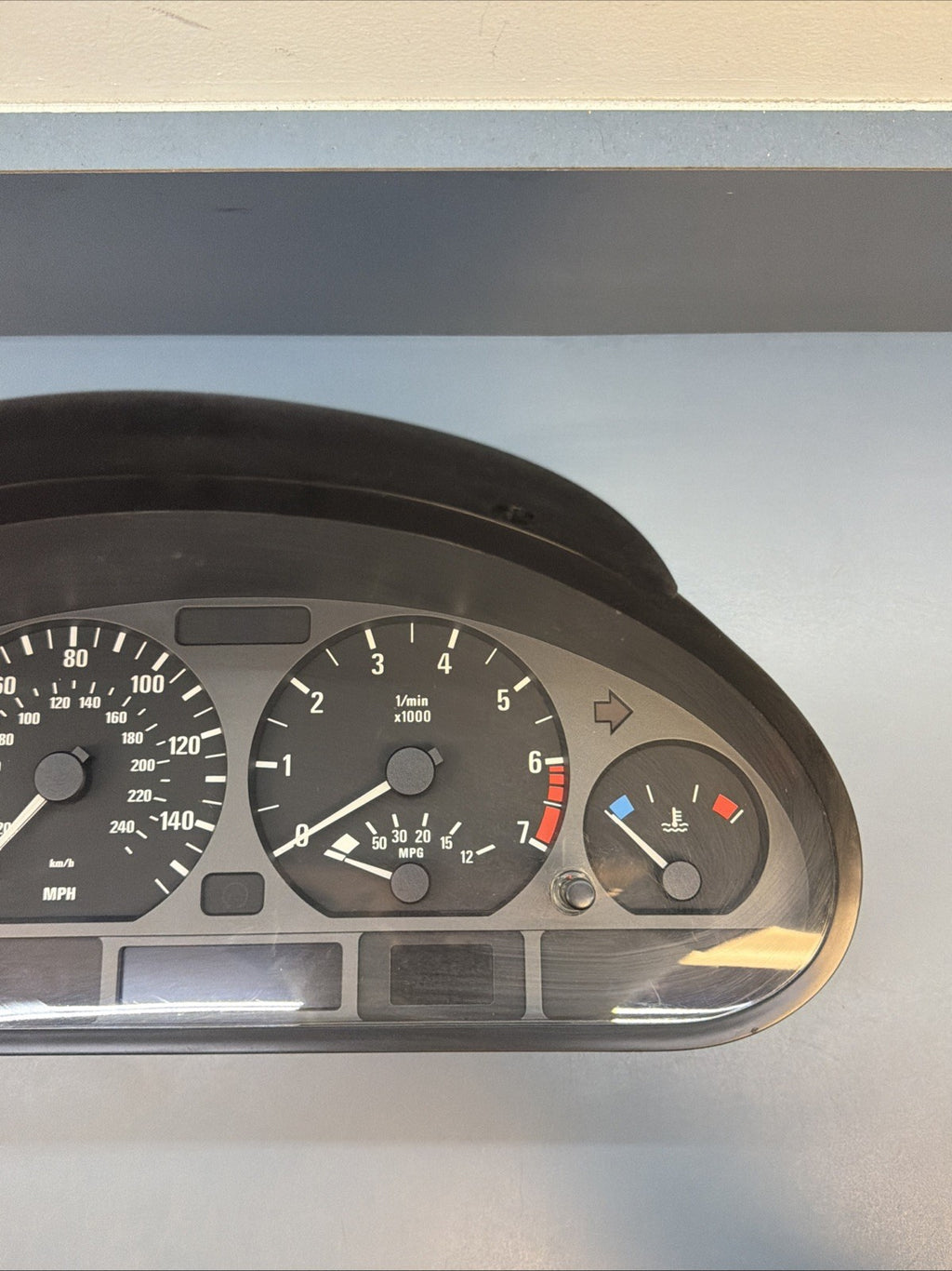2001-2003 BMW 325i AT Speedometer Instrument Cluster MPH OEM 6910284 199K MILES