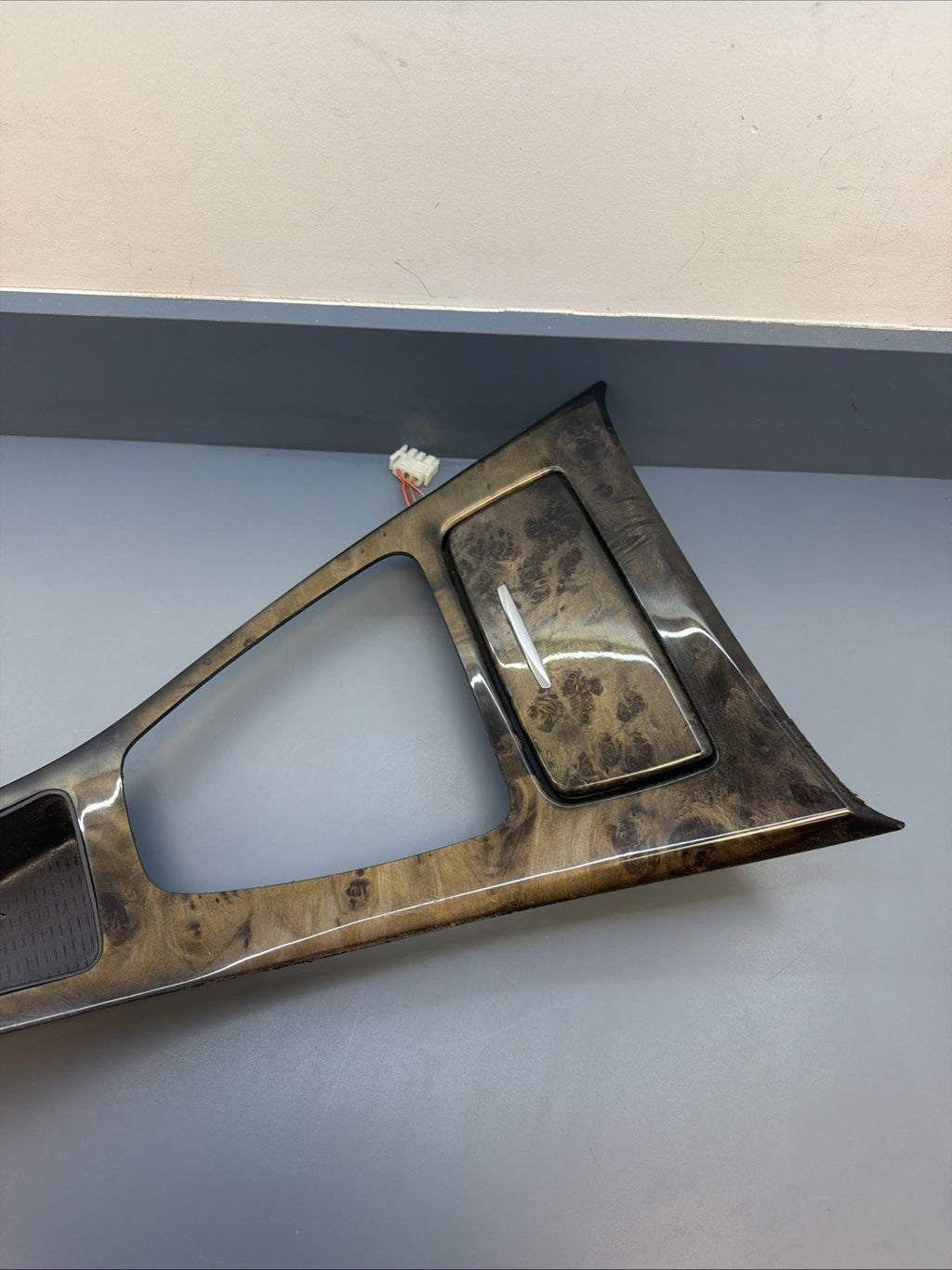 06-13 BMW E90 E92 330d 335i Centre Console Trim Ashtray 7078571 OEM