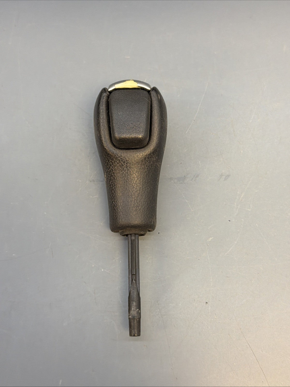 2006-2013 BMW E90 E92 328I 335I AUTOMATIC GEAR SHIFT KNOB SHIFTER OEM *NOTE*