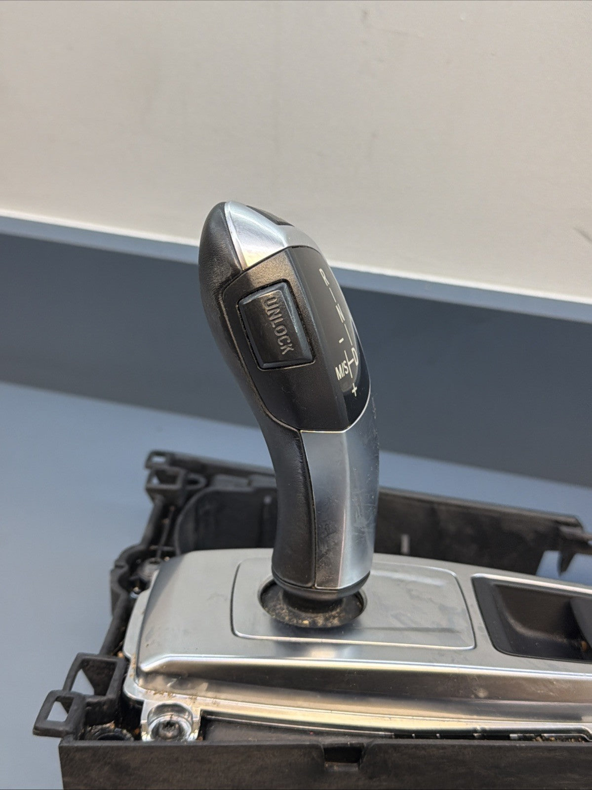 2010-2014 BMW X5 X6 E70 E71 Shifter Gear Floor Shift Selector OEM WITH TRIM