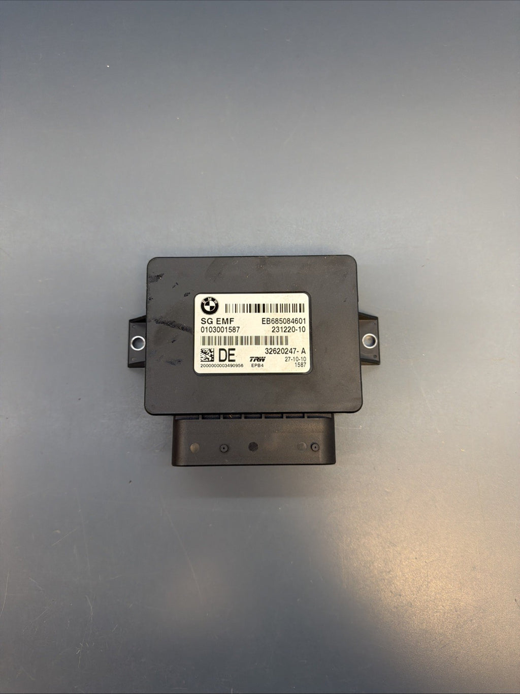 2011–2016 BMW 535I F10 PARKING BRAKE CONTROL MODULE TRW UNIT 6850846 OEM