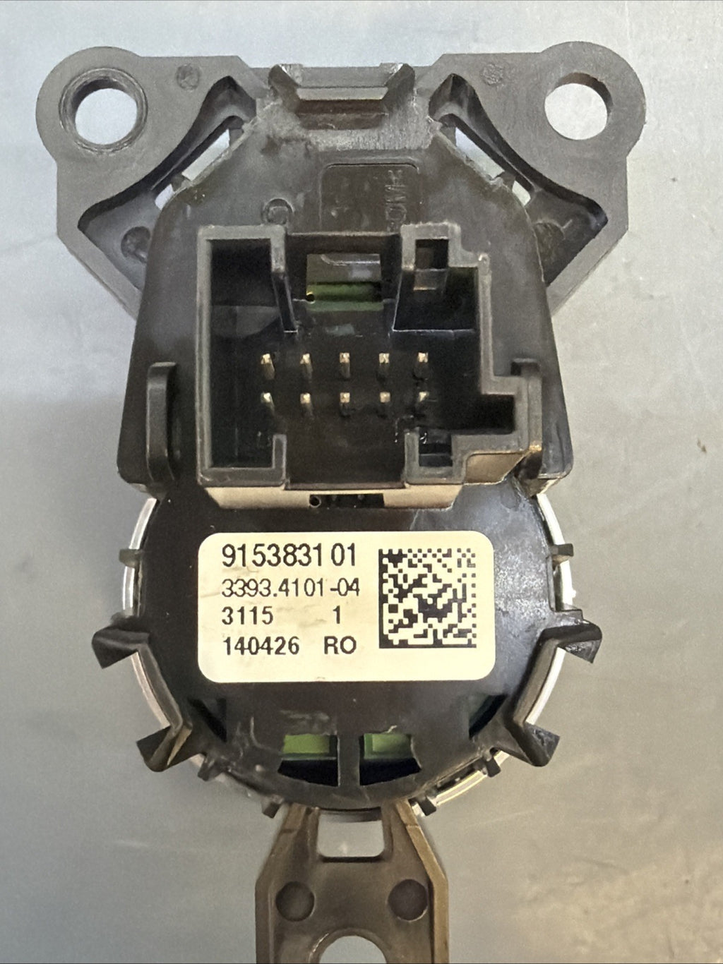 BMW 5 6 7 SERIES F01 F06 F07 F10 F11 F12 ENGINE START / STOP BUTTON OEM 9153831