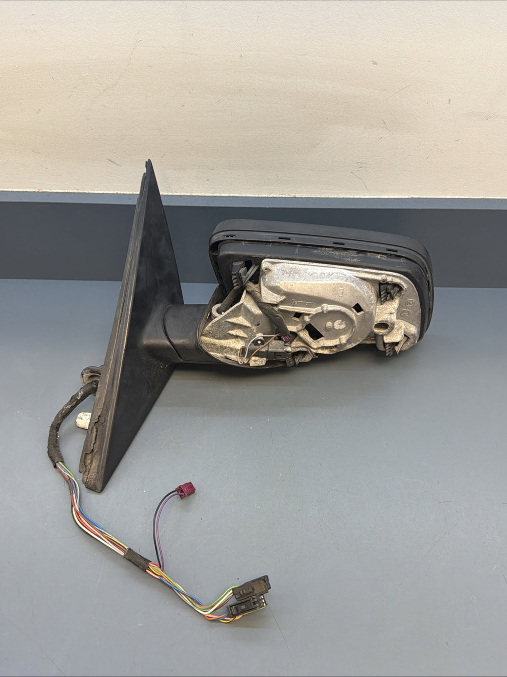 2006-2010 BMW 528I 535I 525I E60 LEFT DRIVER SIDE BLACK POWER DOOR MIRROR OEM