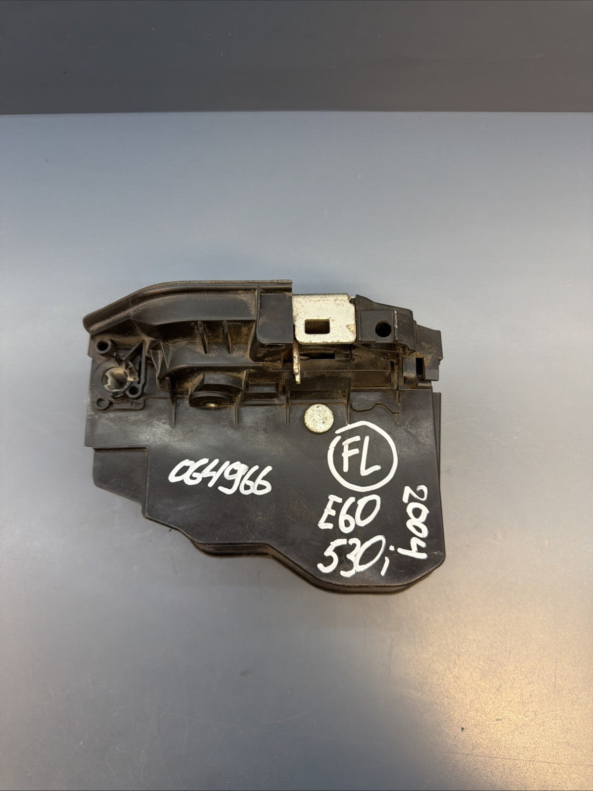 OEM FRONT LEFT DOOR LOCK LATCH ACTUATOR 2004 2005-2007 BMW 530i 525i E60 7036167