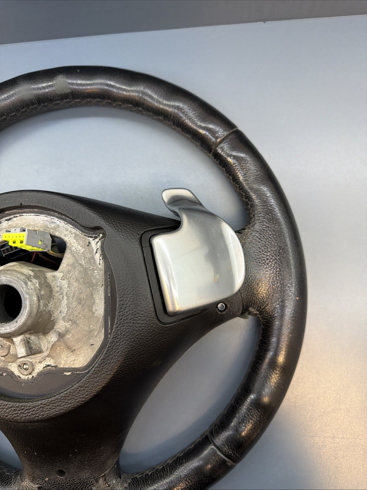 BMW E88 E90 E92 E93 M3 SPORTS STEERING WHEEL WITH PADDLE SHIFTER LEATHER 6774968