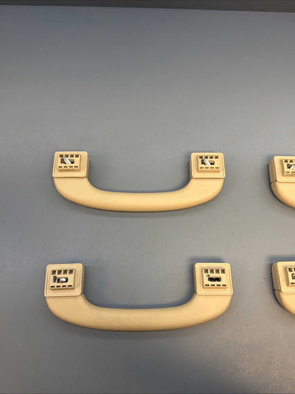 2009 2010 2011 BMW 328i 335i E90 Sedan Grab Handle Set Beige 4pc OEM 9143530