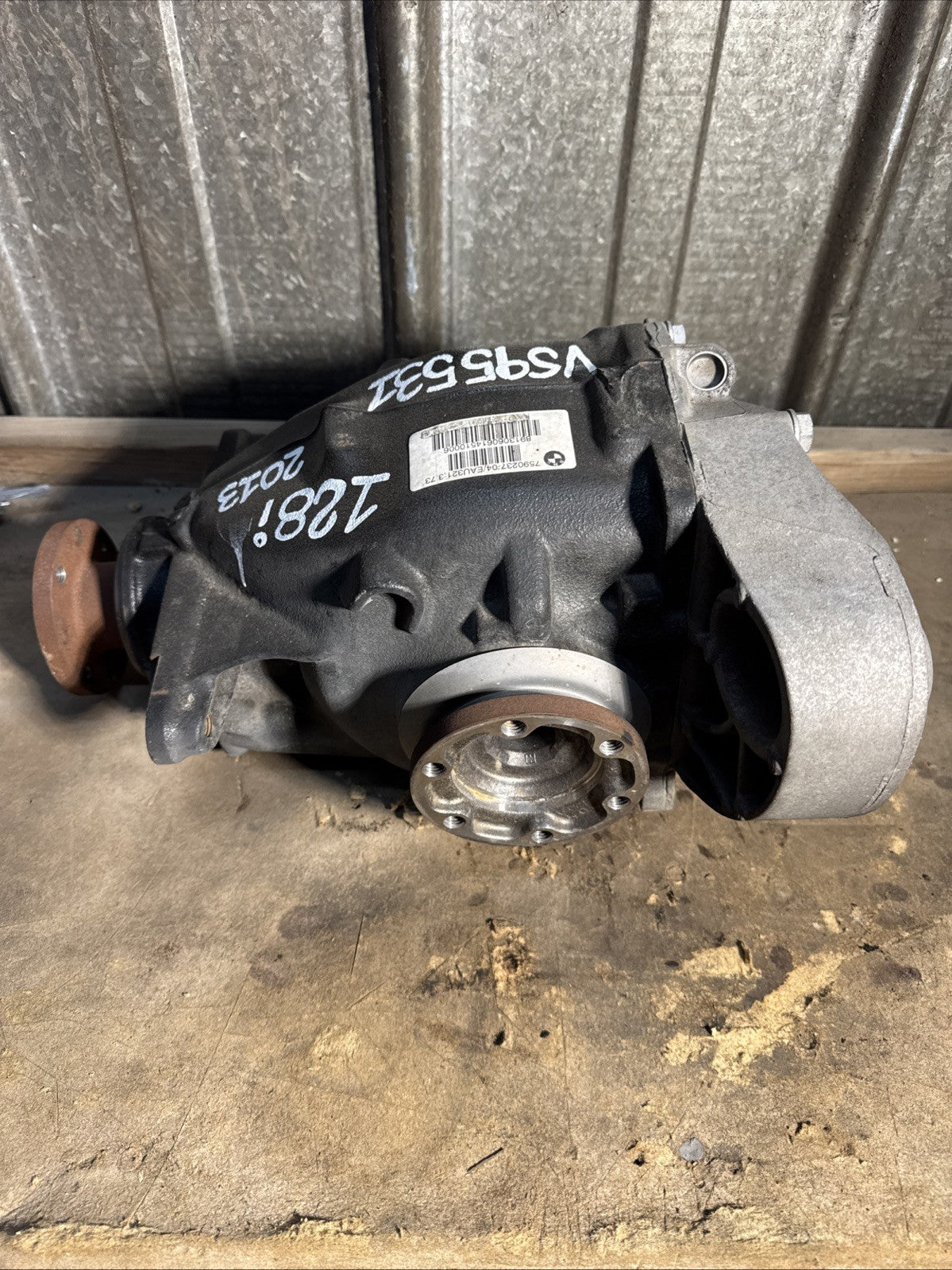 BMW REAR DIFFERENTIAL E88 SERIES 128i  AUTO FINAL DRIVE 3.73 7590237