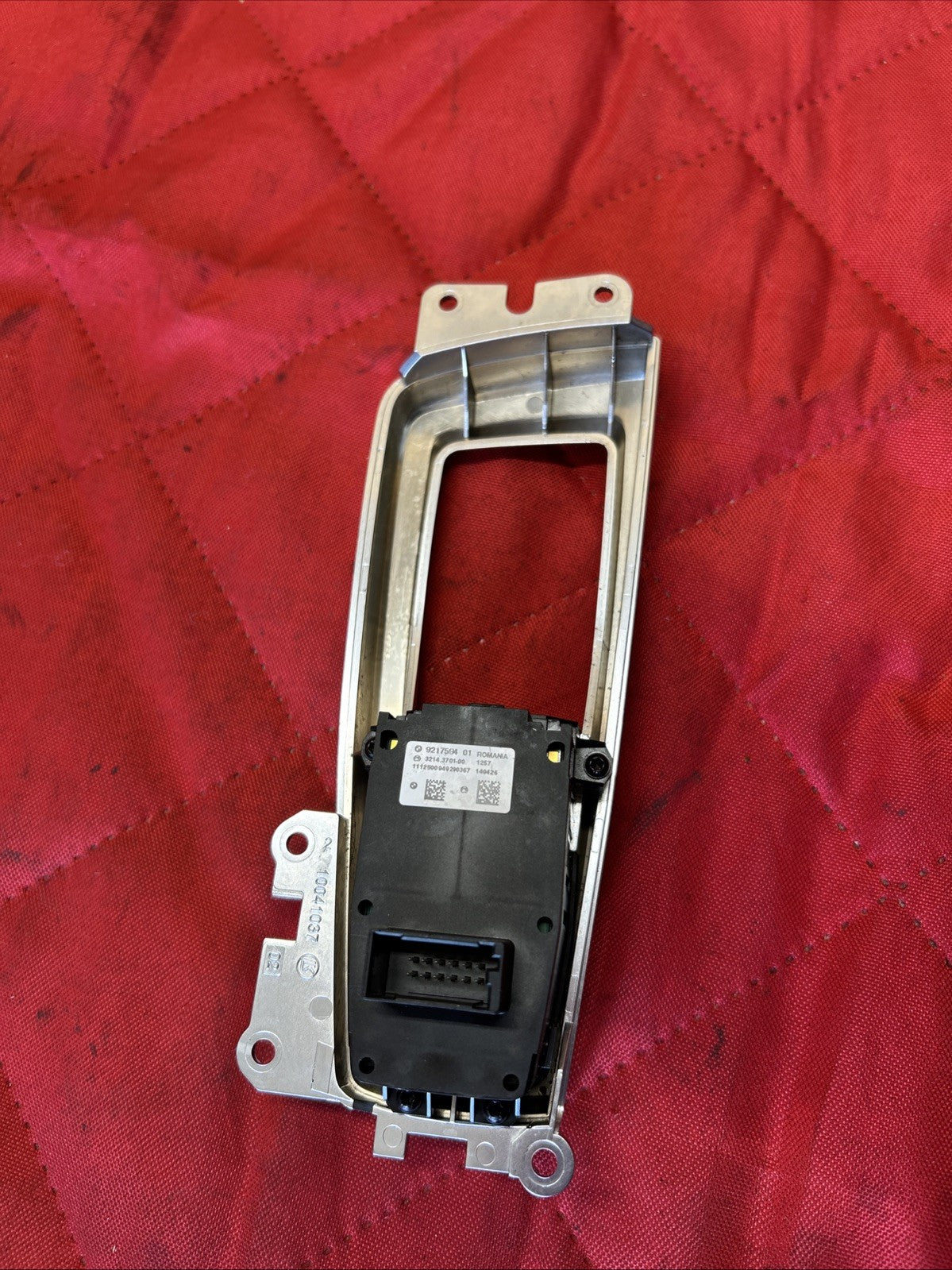 BMW 11-17 F25 X3 F1X 5 SERIES PARKING BRAKE SWITCH + TRIM SILVER OEM 9217594