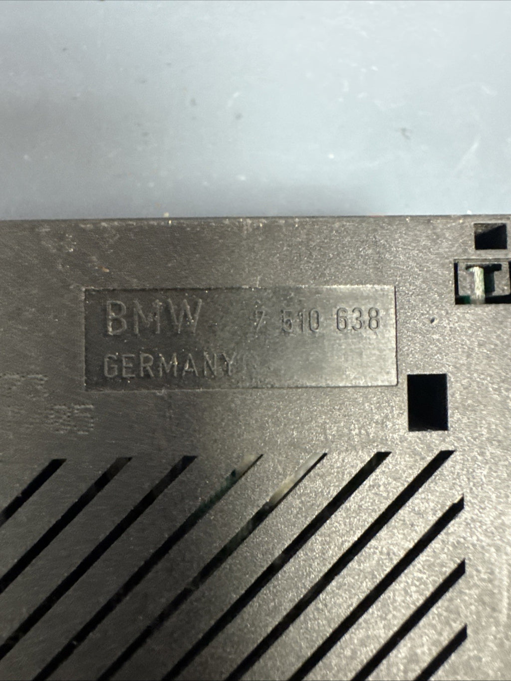 OEM BMW E60 E61 E63 E64 E65 E66 E67 E53 Phantom Integrated Supply Module 7510638