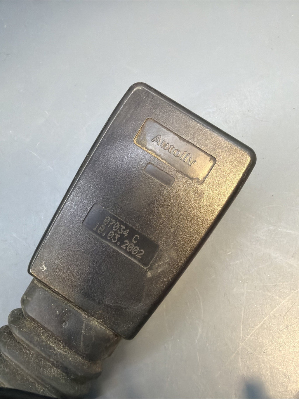 01-06 OEM BMW E46 M3 325 330 Front Left Driver Side Seat Belt Buckle 8257789