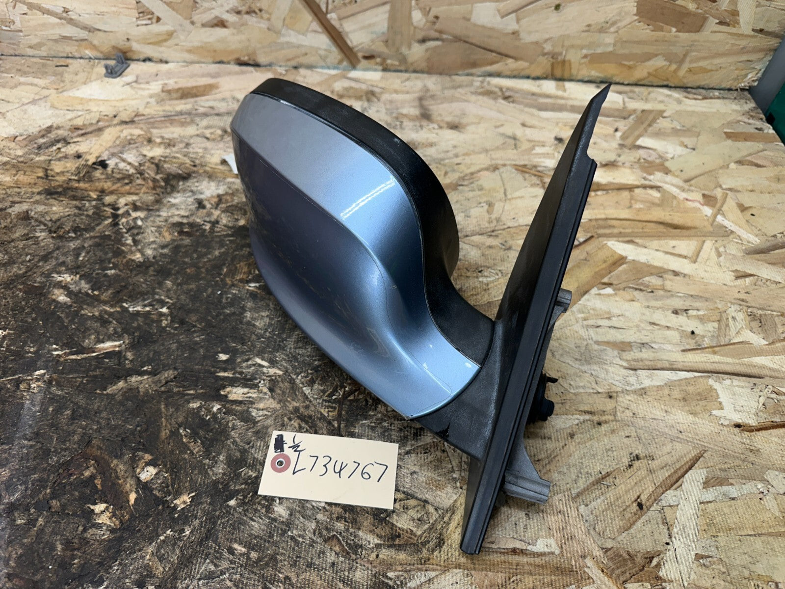 BMW 2011-2014 FRONT RIGHT PASSANGER SIDE VIEW POWER MIRROR BLUE OEM 7205445