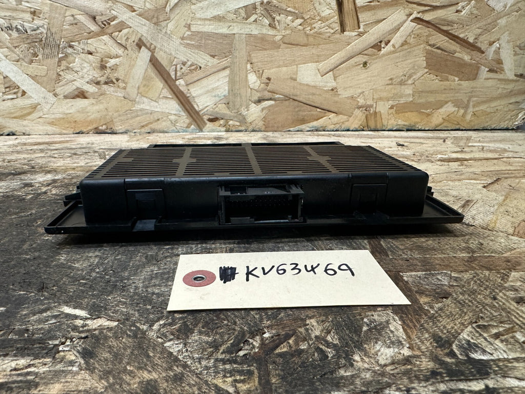 BMW E87 E90 E91 PL2 FOOTWELL MODULE HEADLIGHT CONTROL MODULE FRMFA OEM 6988000