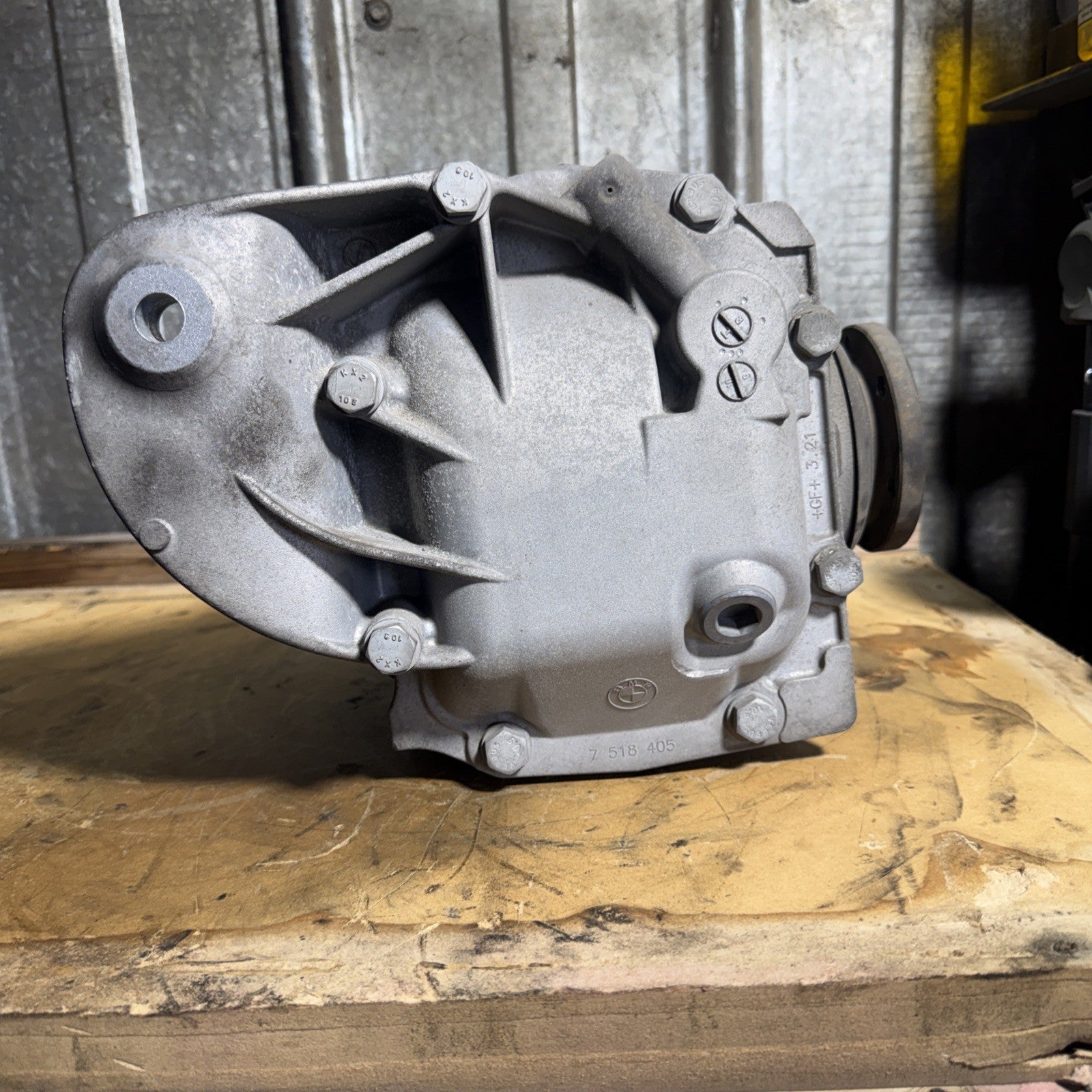BMW REAR DIFFERENTIAL E90 3 SERIES FINAL DRIVE 3.91 7566189