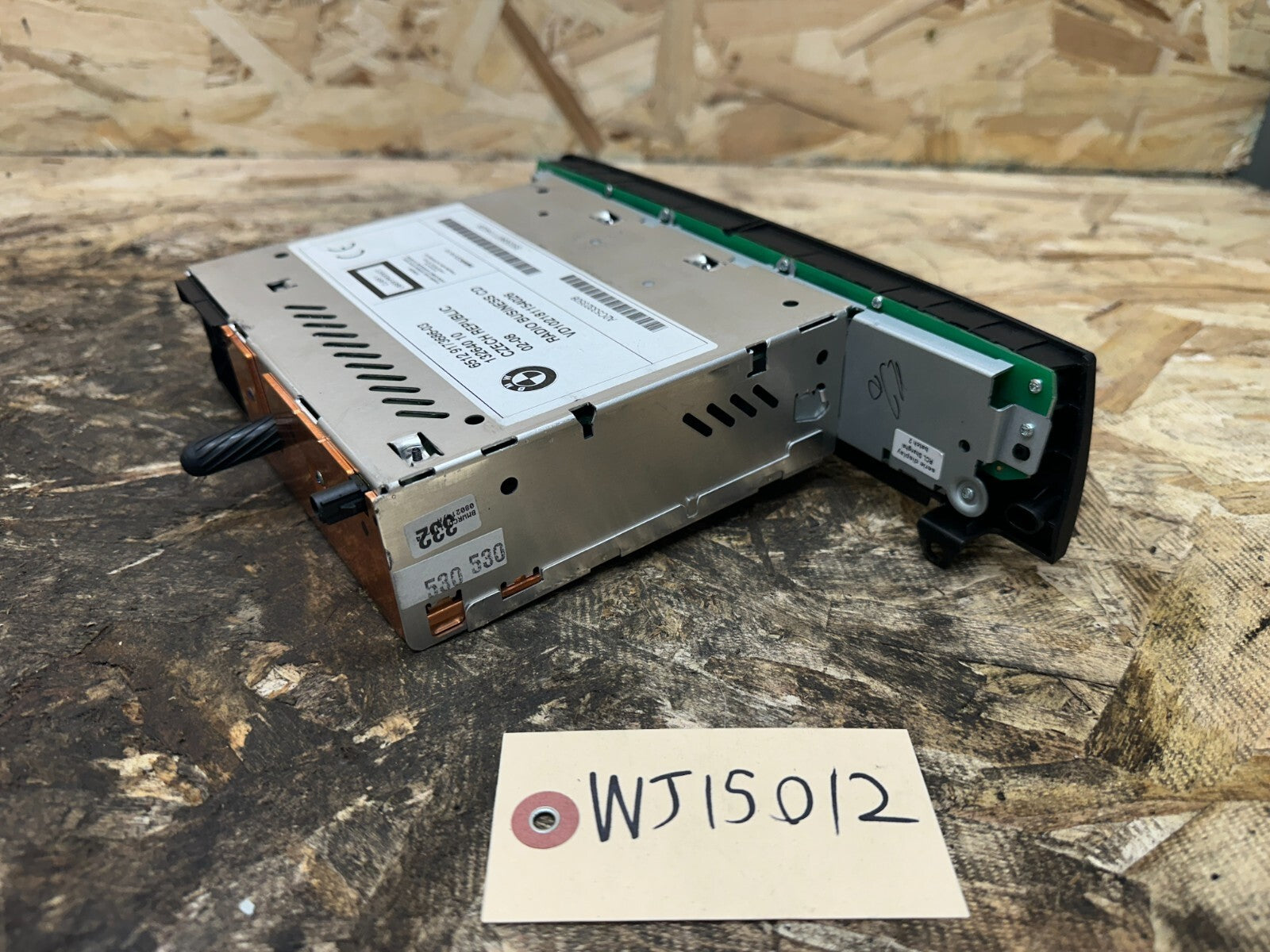 BMW 2003-2010 E83 X3 AM FM CD BUSINESS RADIO RECIEVER OEM 9173686