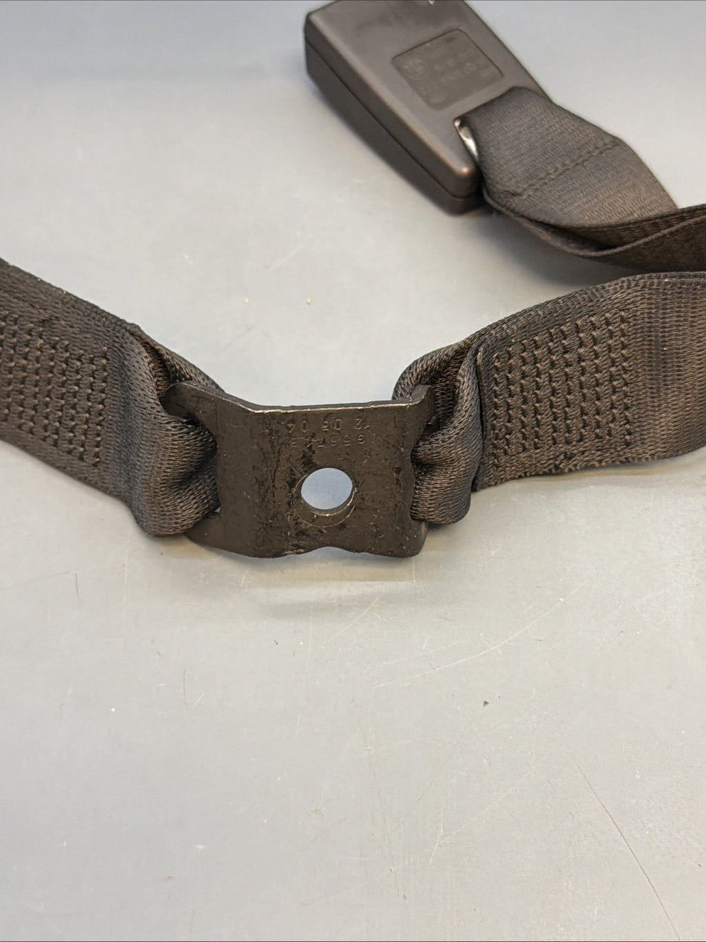 2012-2015 BMW X1 - REAR Right Double SEAT BELT Buckle / Receiver 7317731