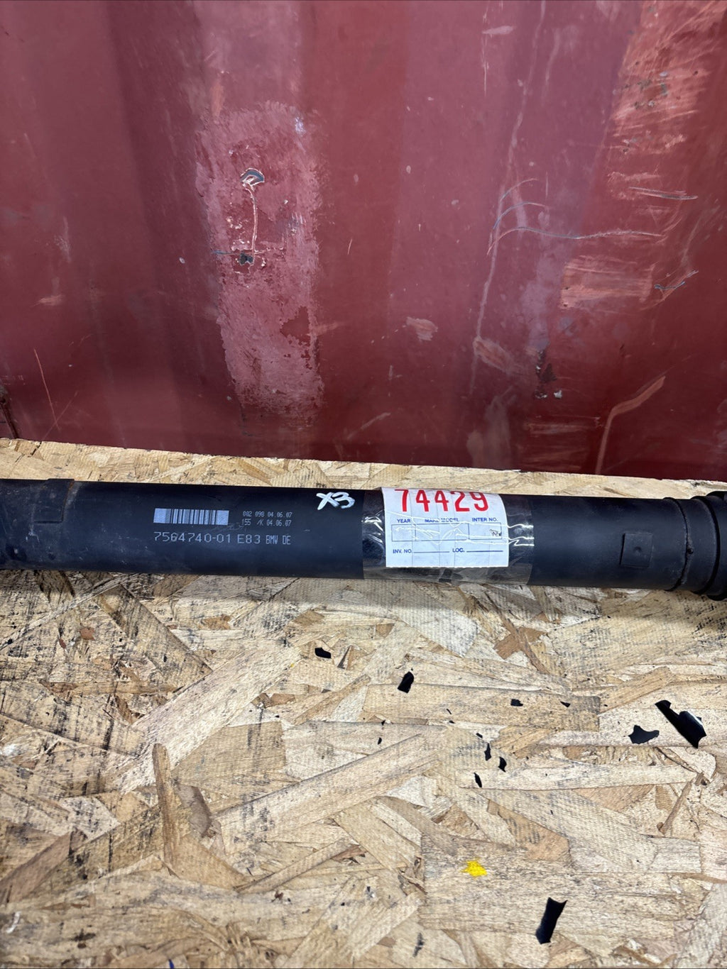 OEM Rear Drive Shaft Prop Drive Shaft For BMW 3 SERIES E83 2610 7564740 X3