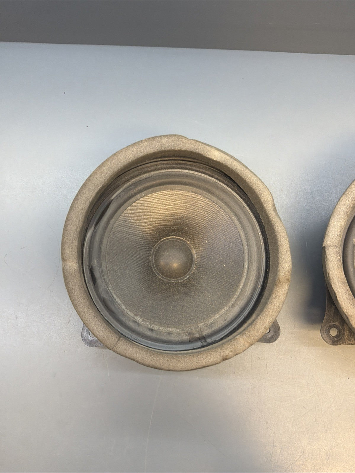 00-06 BMW X5 E53 SET OF 2 REAR LEFT & RIGHT TOP-HIFI SPEAKER OEM 8381551 8381552