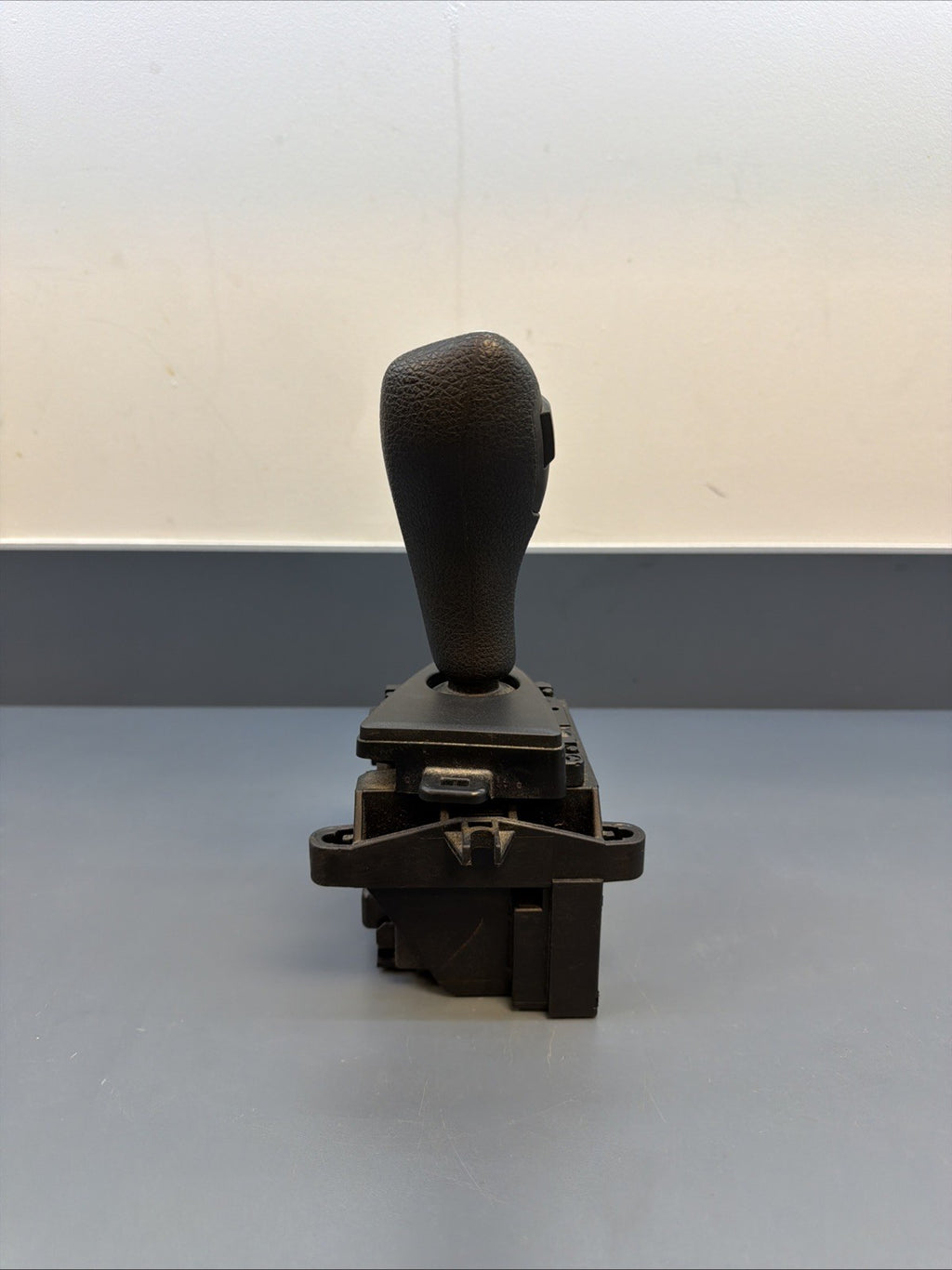 12-16 BMW F30 320I 328I 428I CENTER CONSOLE SHIFT SHIFTER SELECTOR 9296896