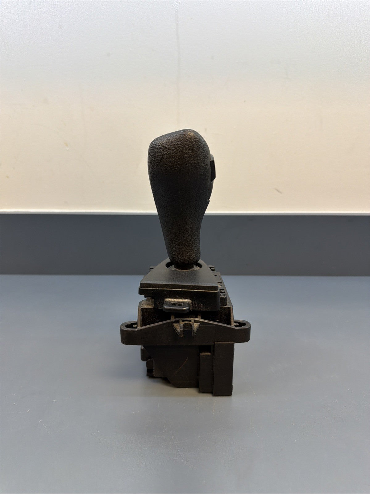 12-16 BMW F30 320I 328I 428I CENTER CONSOLE SHIFT SHIFTER SELECTOR 9296896