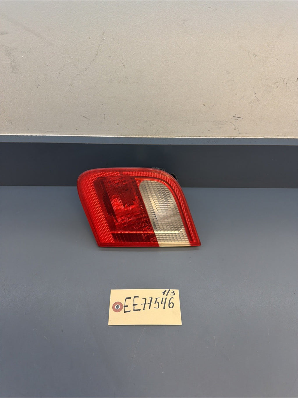 2000-2001 BMW E46 328 Right Passenger RH Side Inner Tail Light Oem SEDAN 8364924