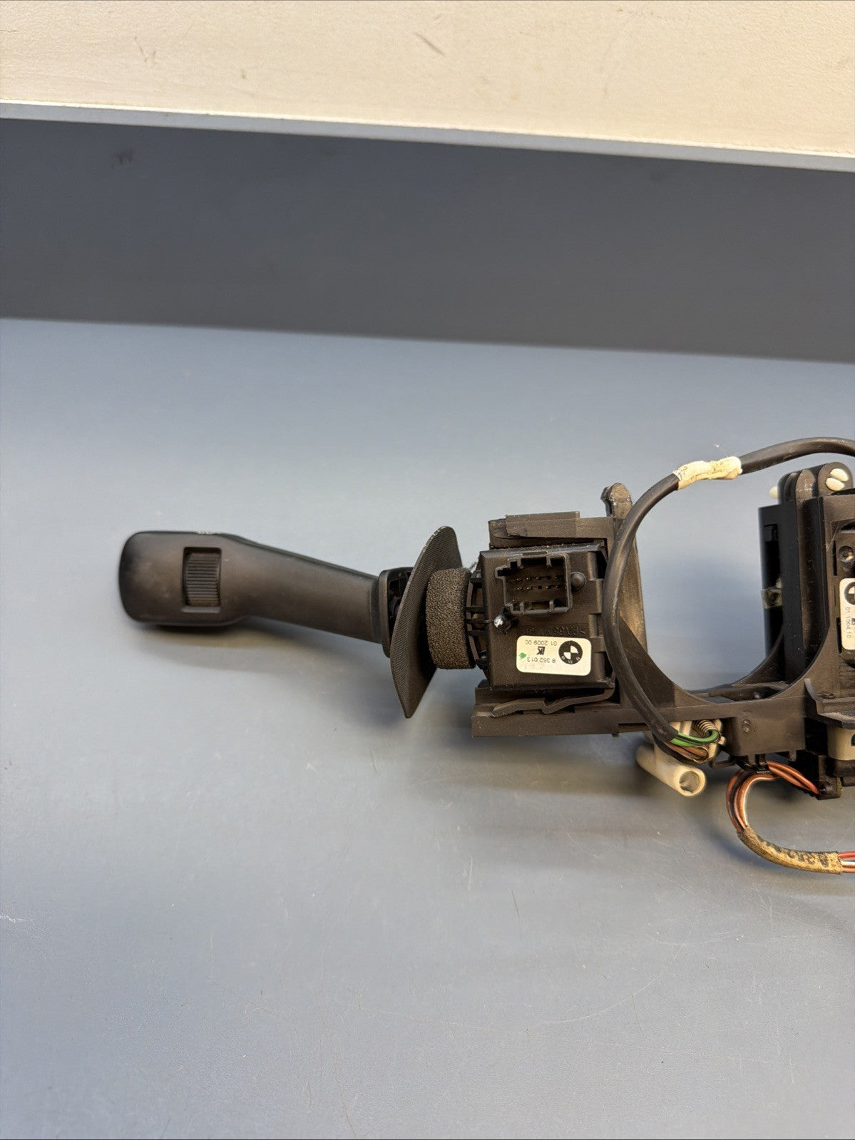 1997-2000 BMW 528I TURNSIGNAL WINDSHIELD WIPER CRUISE CONTROL SWITCH OEM 8352013