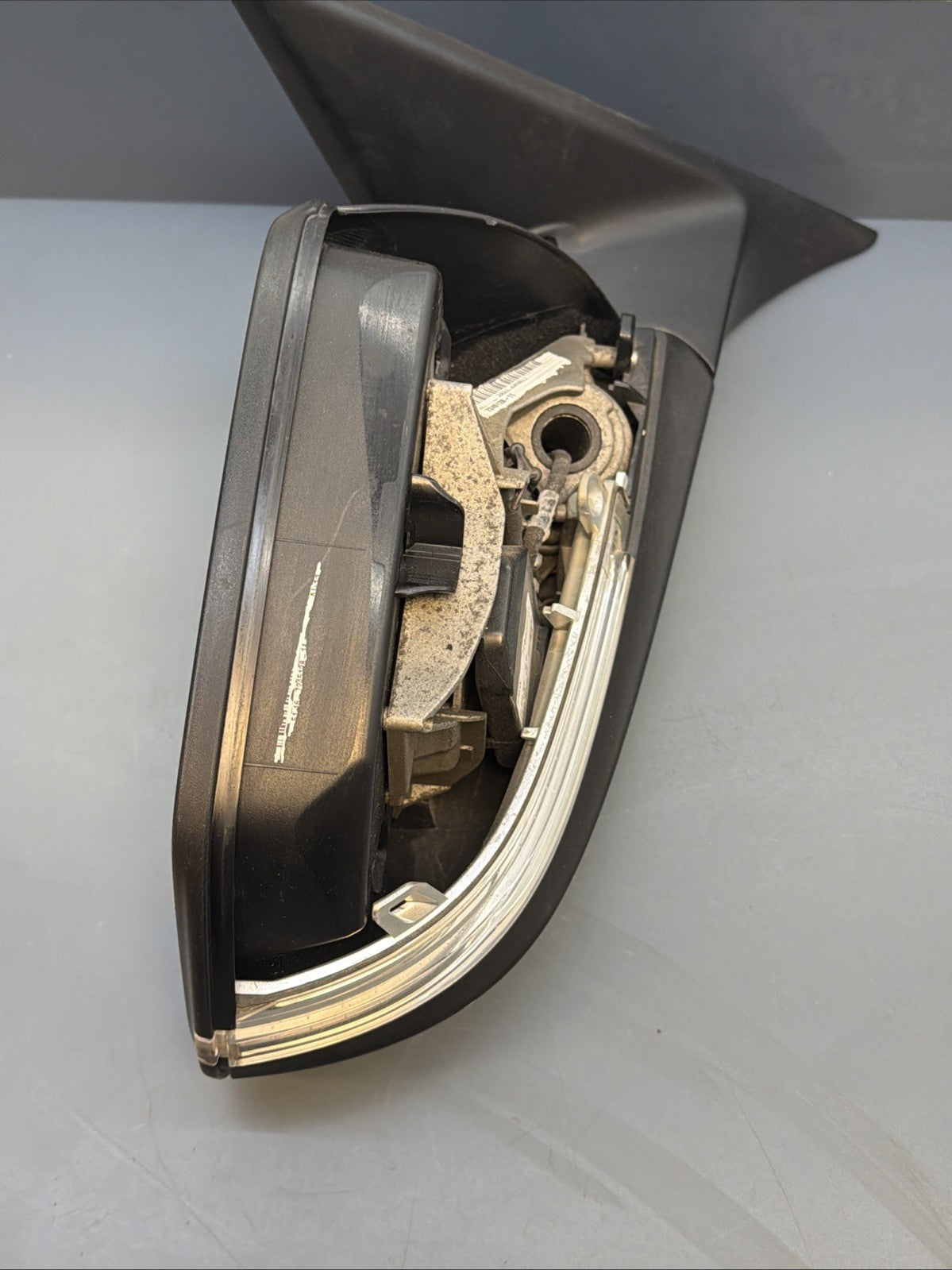 2013 BMW 335i Front Right Passenger Side Door Mirror 021185 OEM