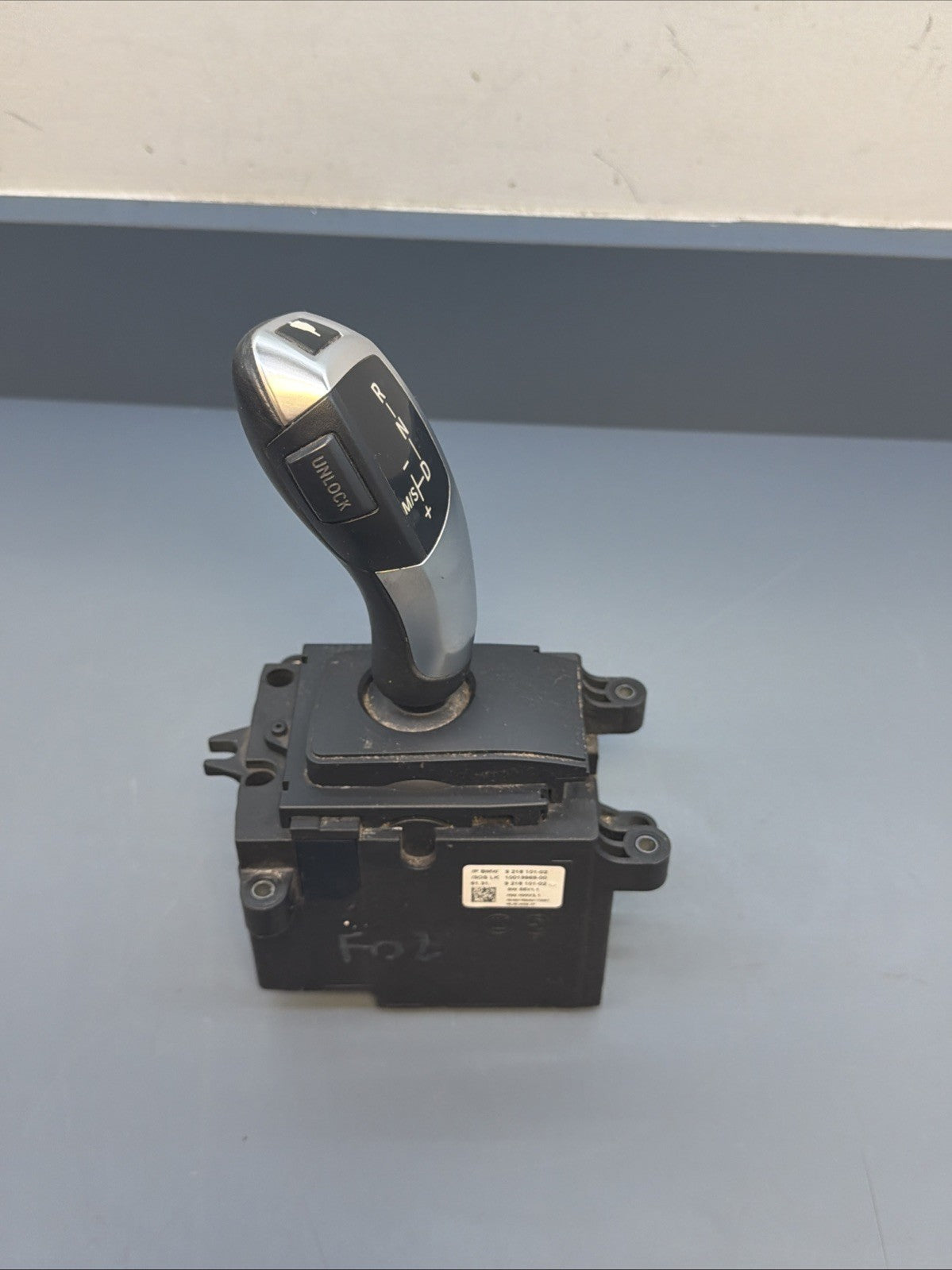 10-18 BMW F01 F07 F10 F25 Automatic Transmission Gear Selector Shifter 9218101