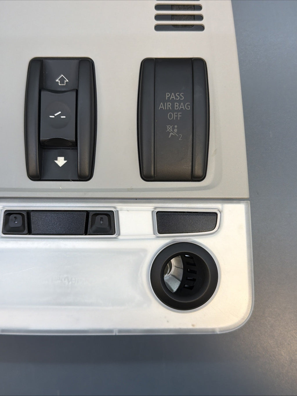 2007 - 2011 BMW 328I Front Overhead Dome Light W/ Sunroof Switch 9209579 OEM