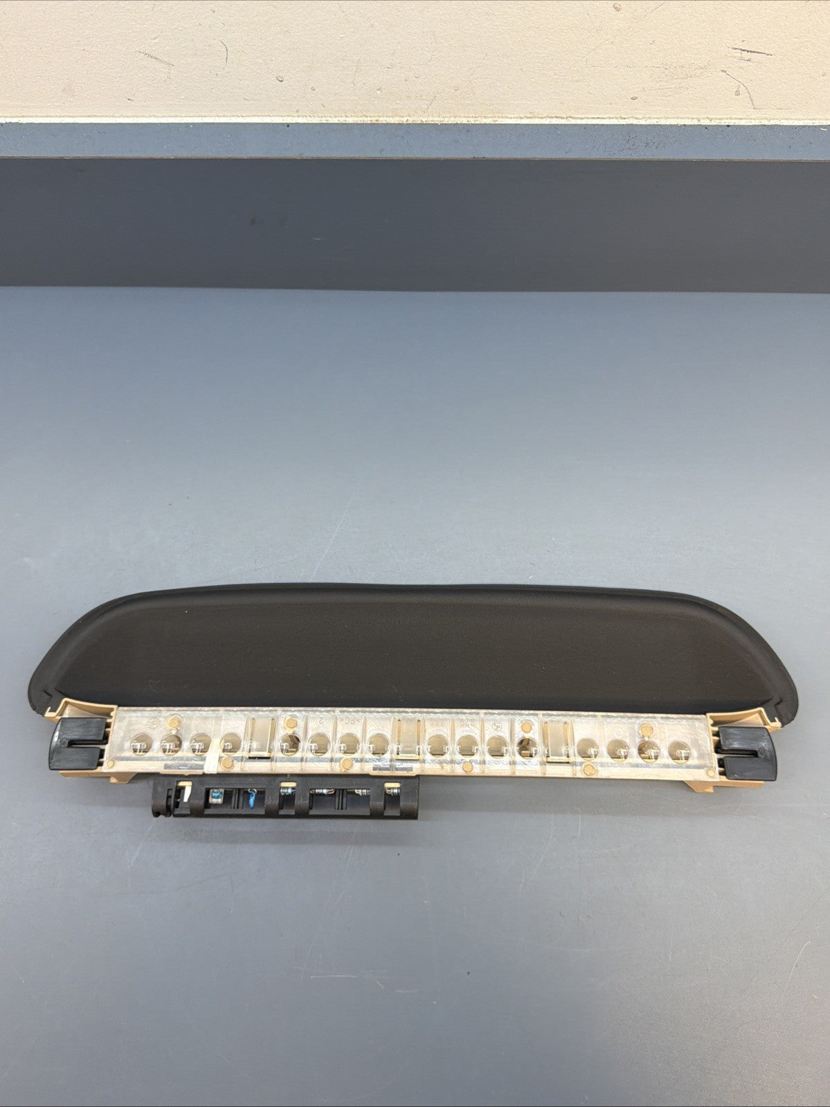 01-06 BMW 3 SERIES E46 THIRD CENTRAL BRAKE LIGHT 8386964 Beige