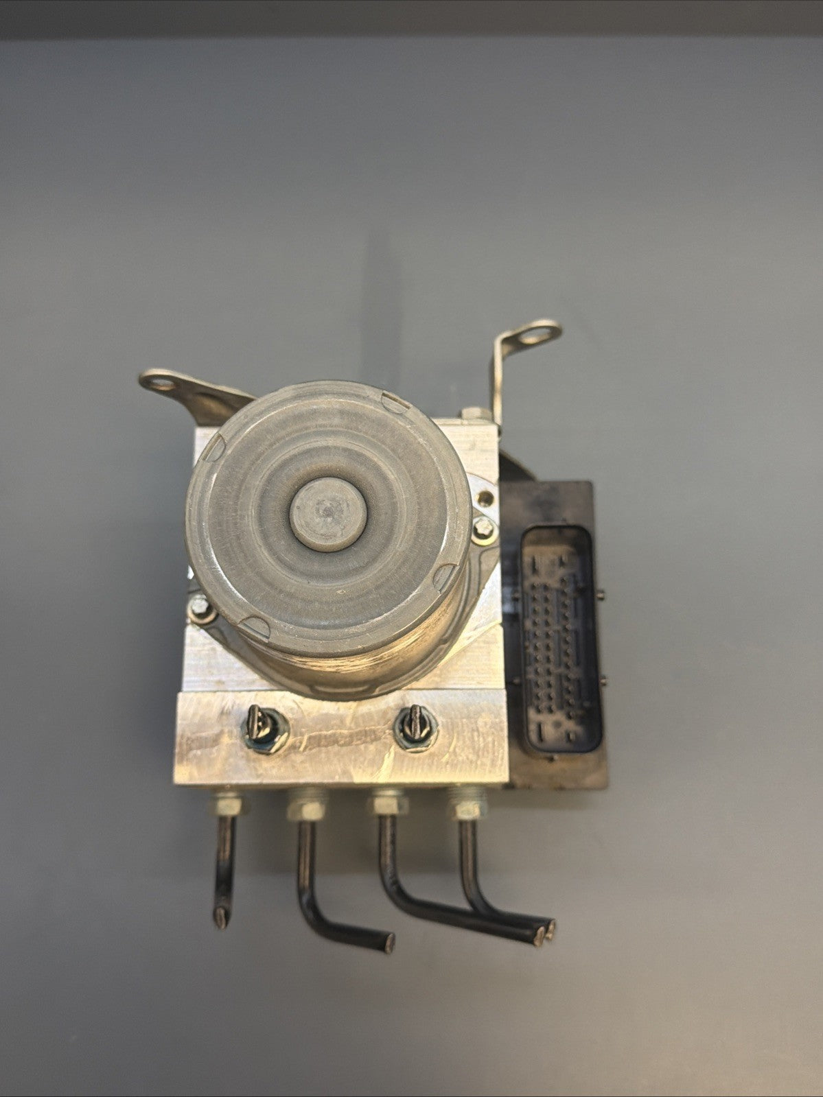 2012–2015 BMW X1 E84 HYDRAULIC ABS BRAKE PUMP MODULE OEM 6860216