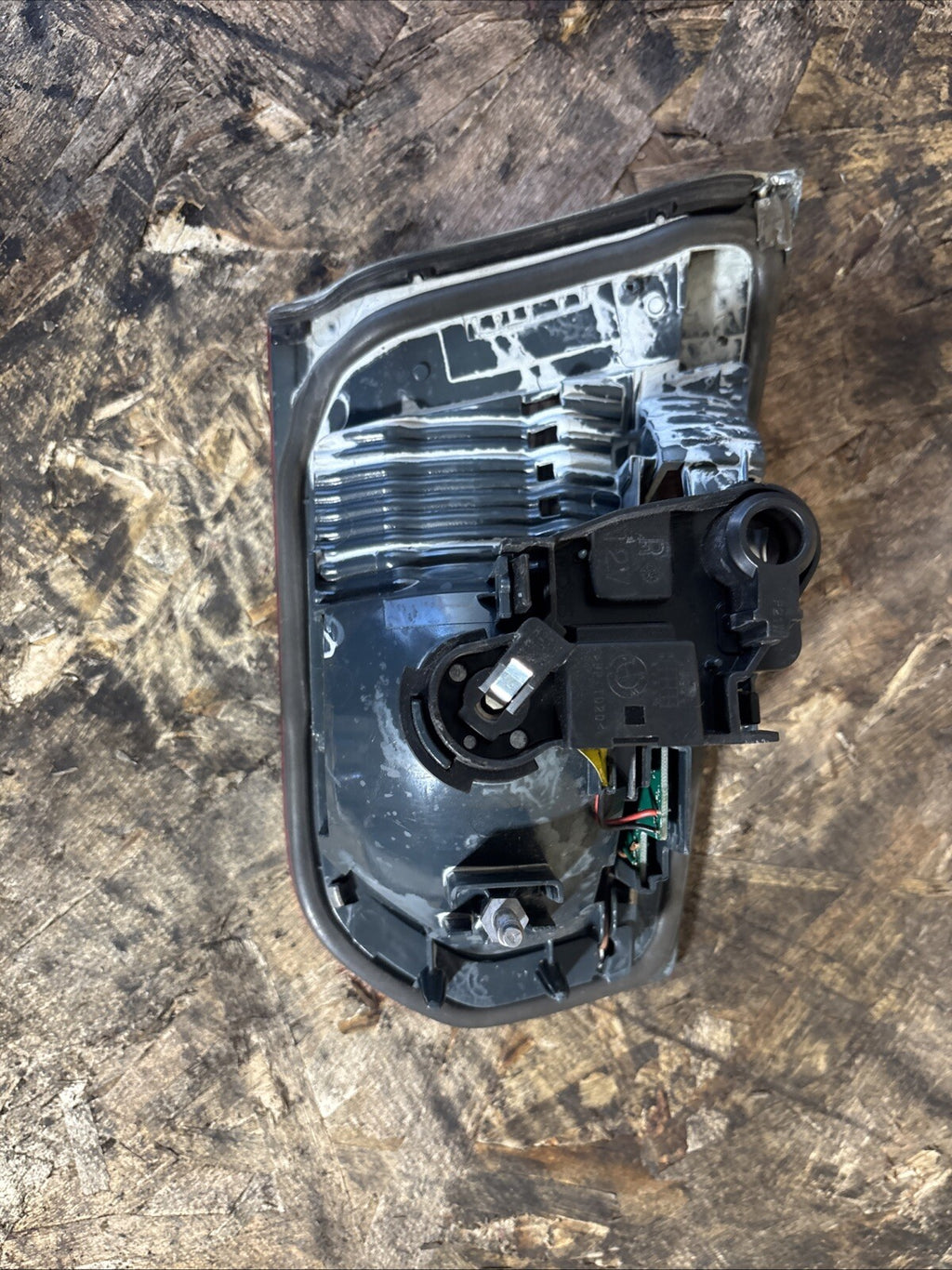 2012 2013 2014 2015 BMW 335i 328i F30 Right Passenger Inner Tail Light 7259916
