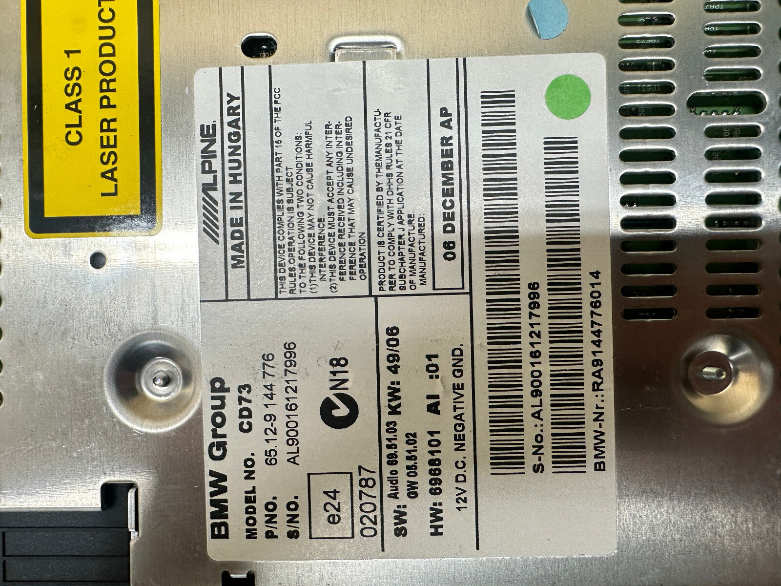 BMW 04-13 E90 3 SERIES PROFESSIONAL RADIO CD PLAYER SAT RECIEVER OEM 9144776