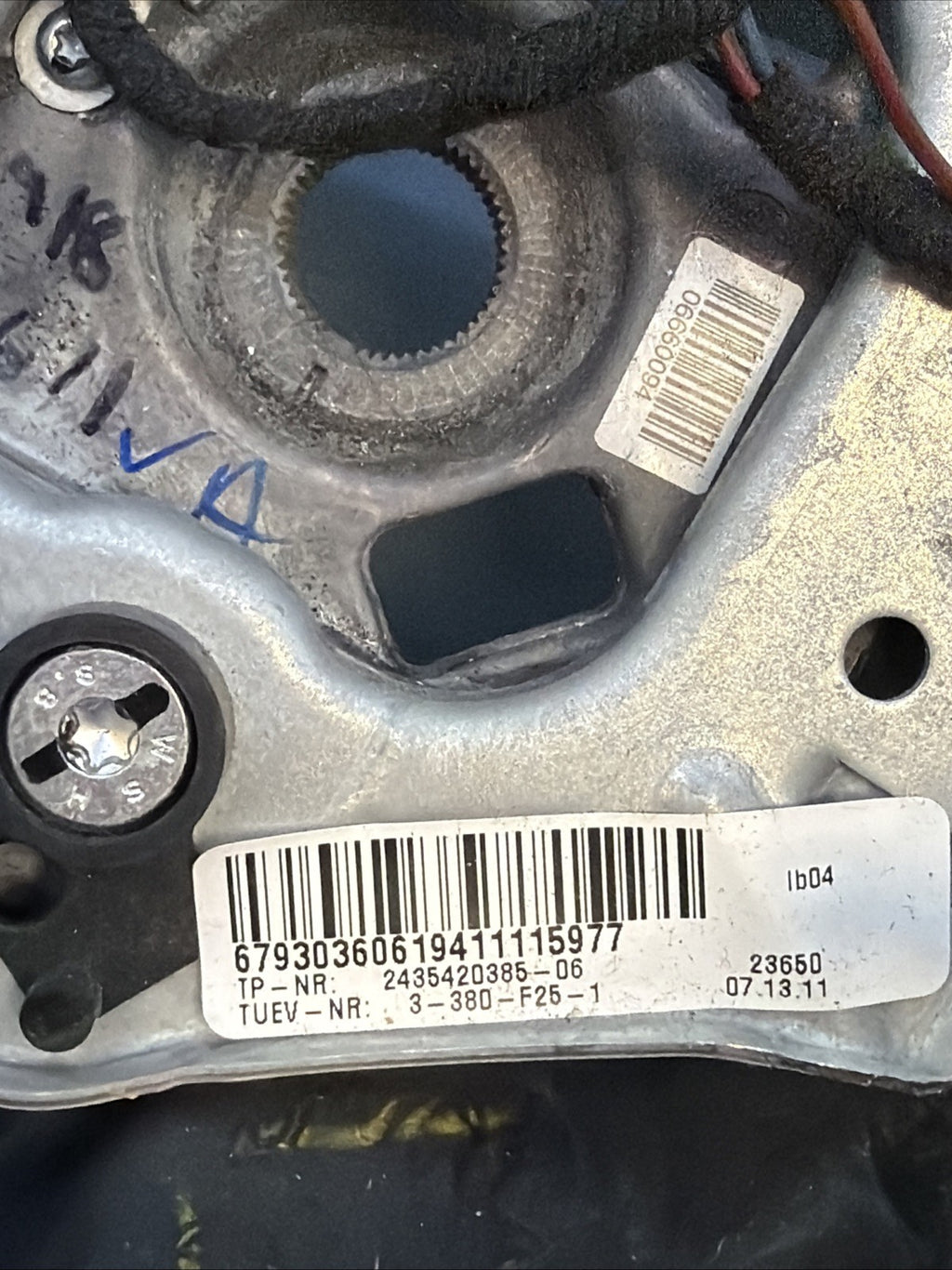 BMW 2011-2017 F25 X3 BLACK LETHER STEERING WHEEL HEATED SPORT OEM 2406058